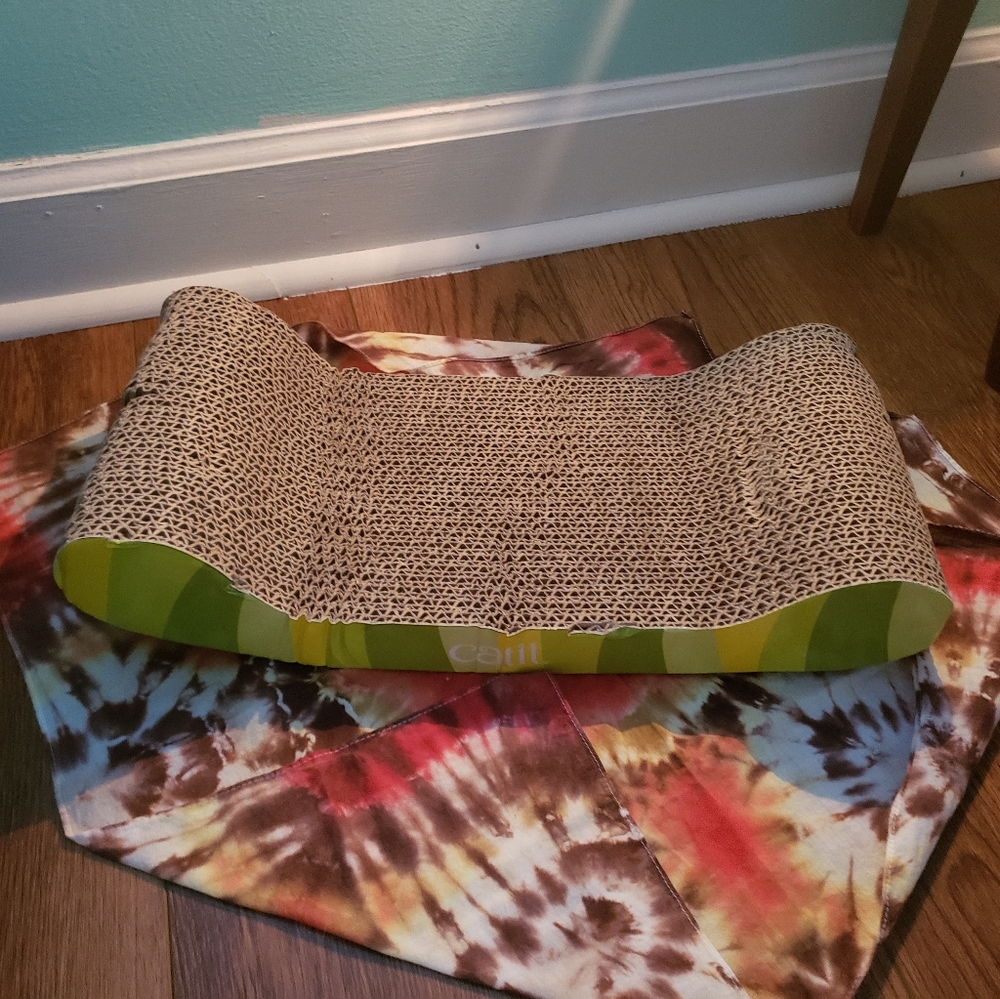 Cat Scratcher
